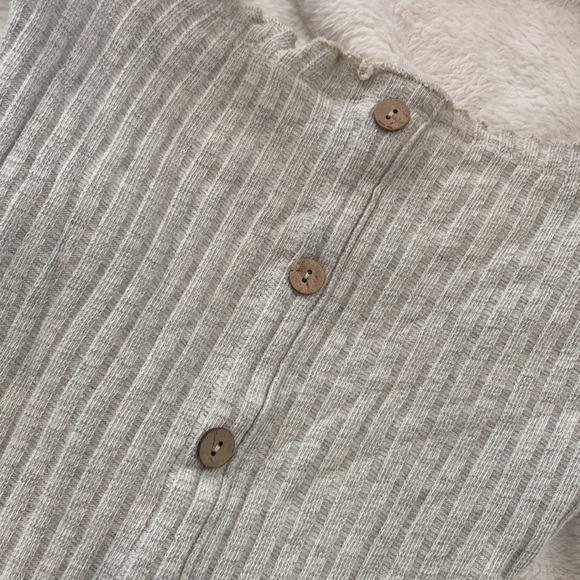 Grey off shoulder knit dress - Picture 3 of 4